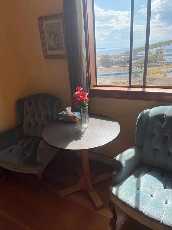 Rodmay Hotel Powell River Buitenkant foto