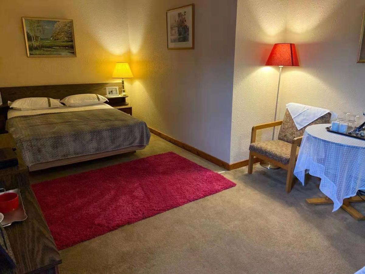 Rodmay Hotel Powell River Buitenkant foto