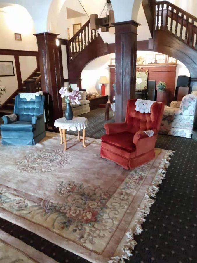 Rodmay Hotel Powell River Buitenkant foto