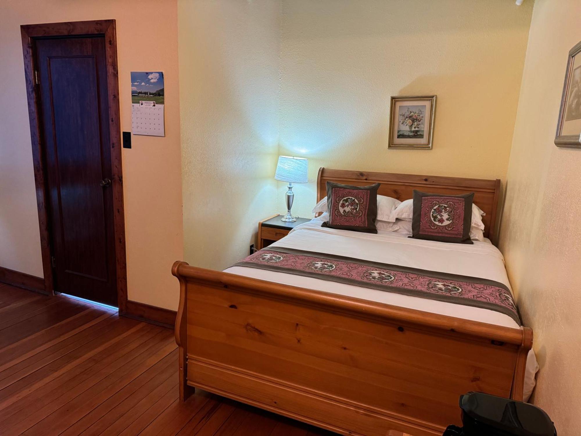 Rodmay Hotel Powell River Buitenkant foto