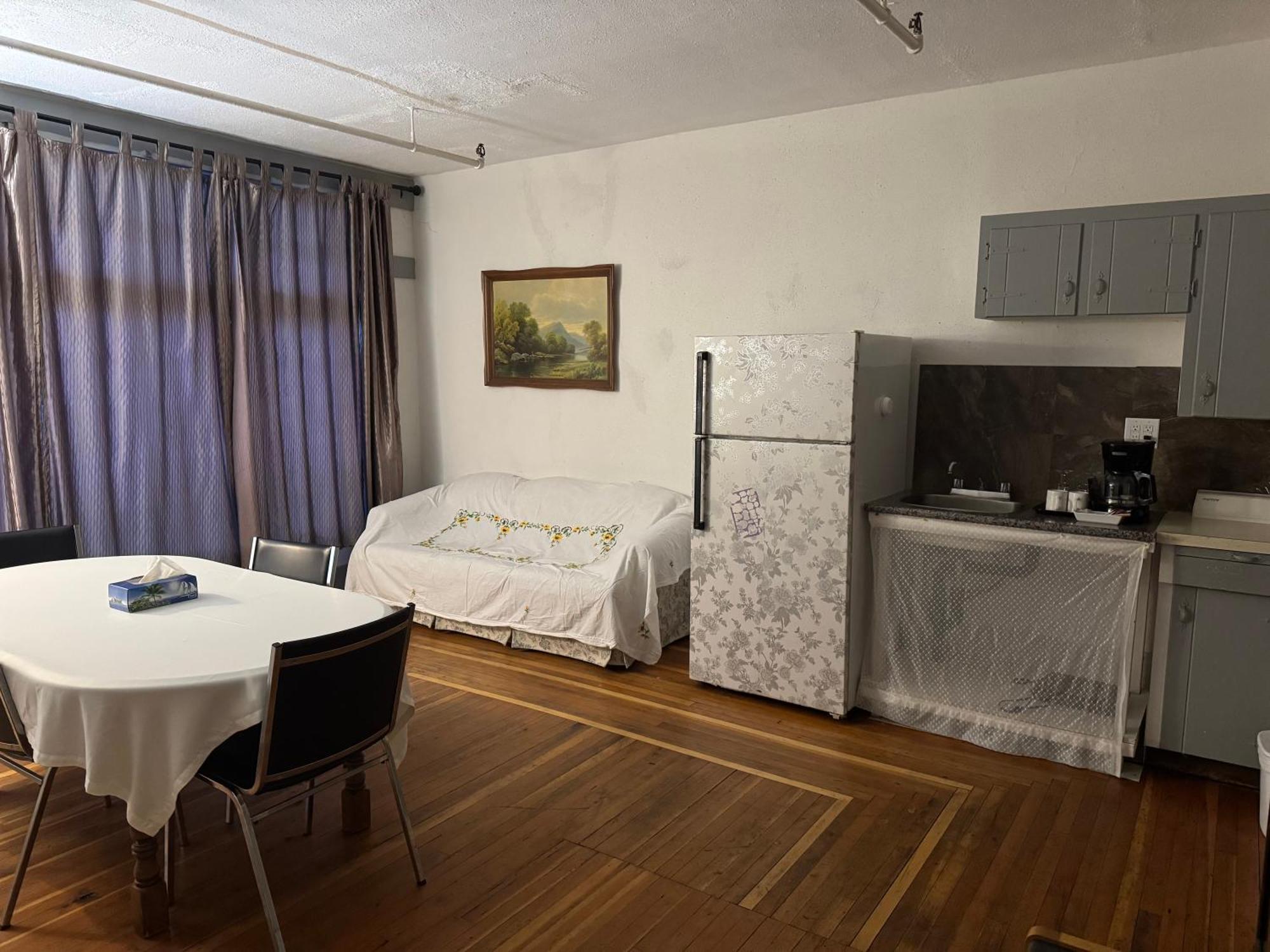 Rodmay Hotel Powell River Buitenkant foto